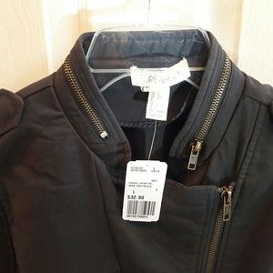 Forever 21 Vest with Zipper Detail