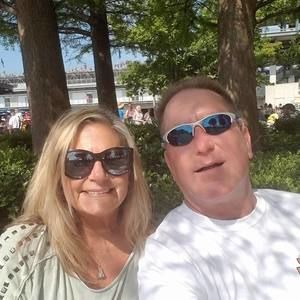 Meet your Posher, Sandy