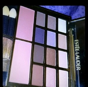 Estee Lauder Pure Color EyeShadow palette!!
