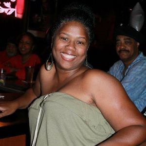 Meet your Posher, Evette