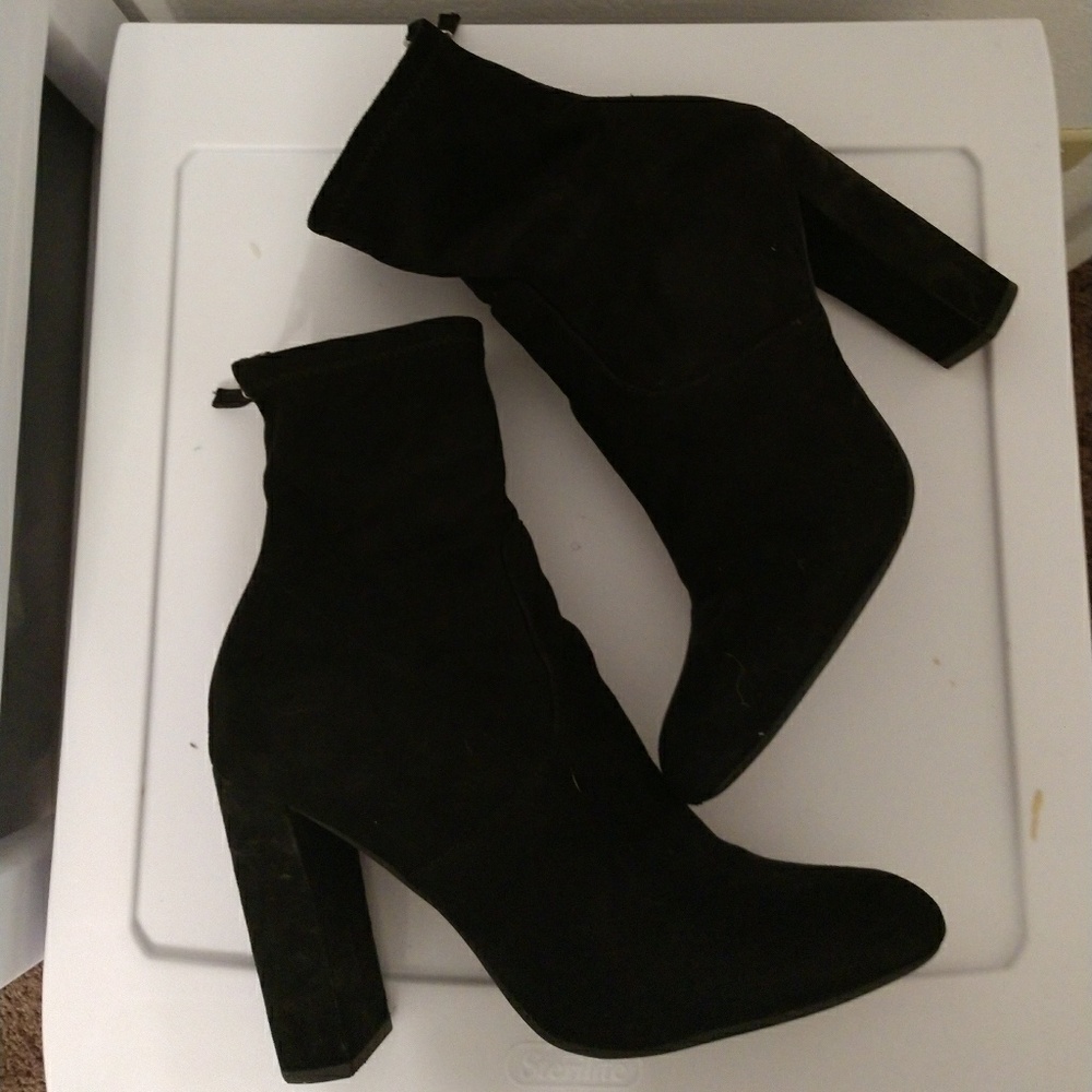 Steve Madden Black Booties