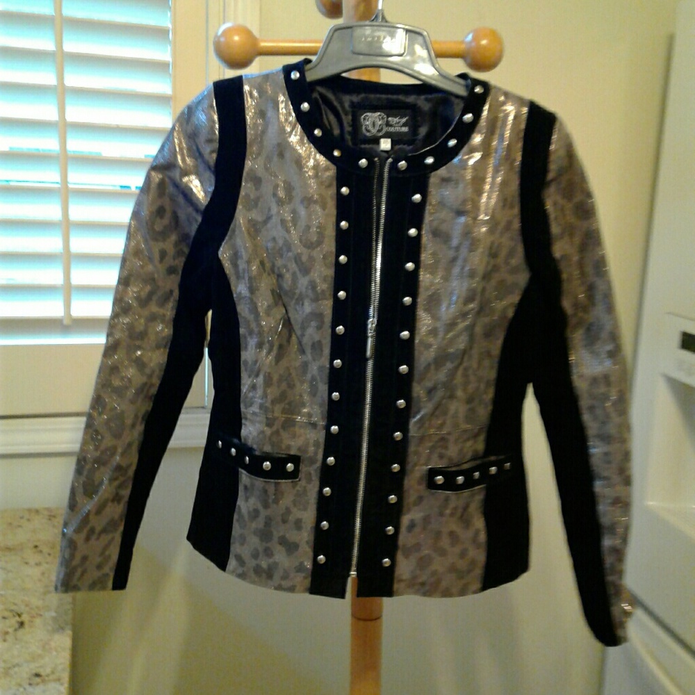 Woman's Jacket/Blazer