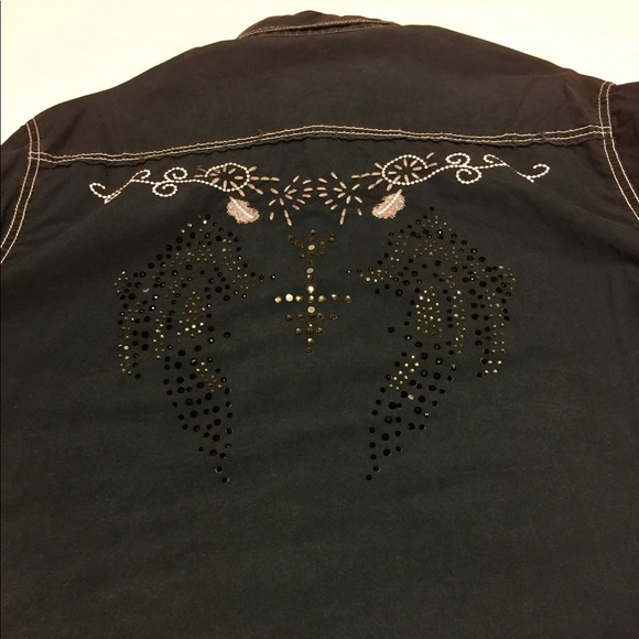 ROAR - Picture 2 of 7