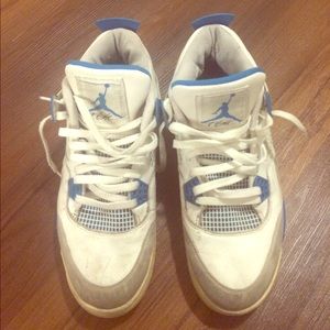 Retro Jordan Military Blue 4s