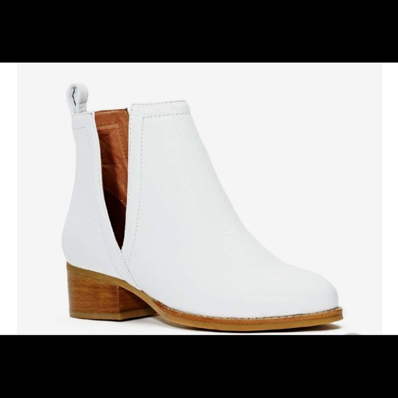 ISO WHITE JEFFREY CAMPBELL Cromwell or Orileys - Picture 2 of 2