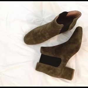 Suede Madewell Chelsea Boots NWT