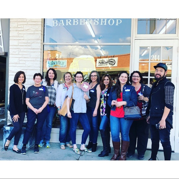 PHOTO RECAP: Houston TX Posh-n-Sip! - Picture 2 of 8