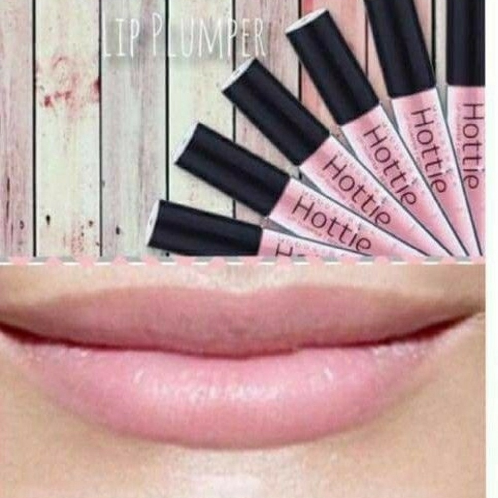 Hottie lip plumper kudos Lucislavishlooks.com