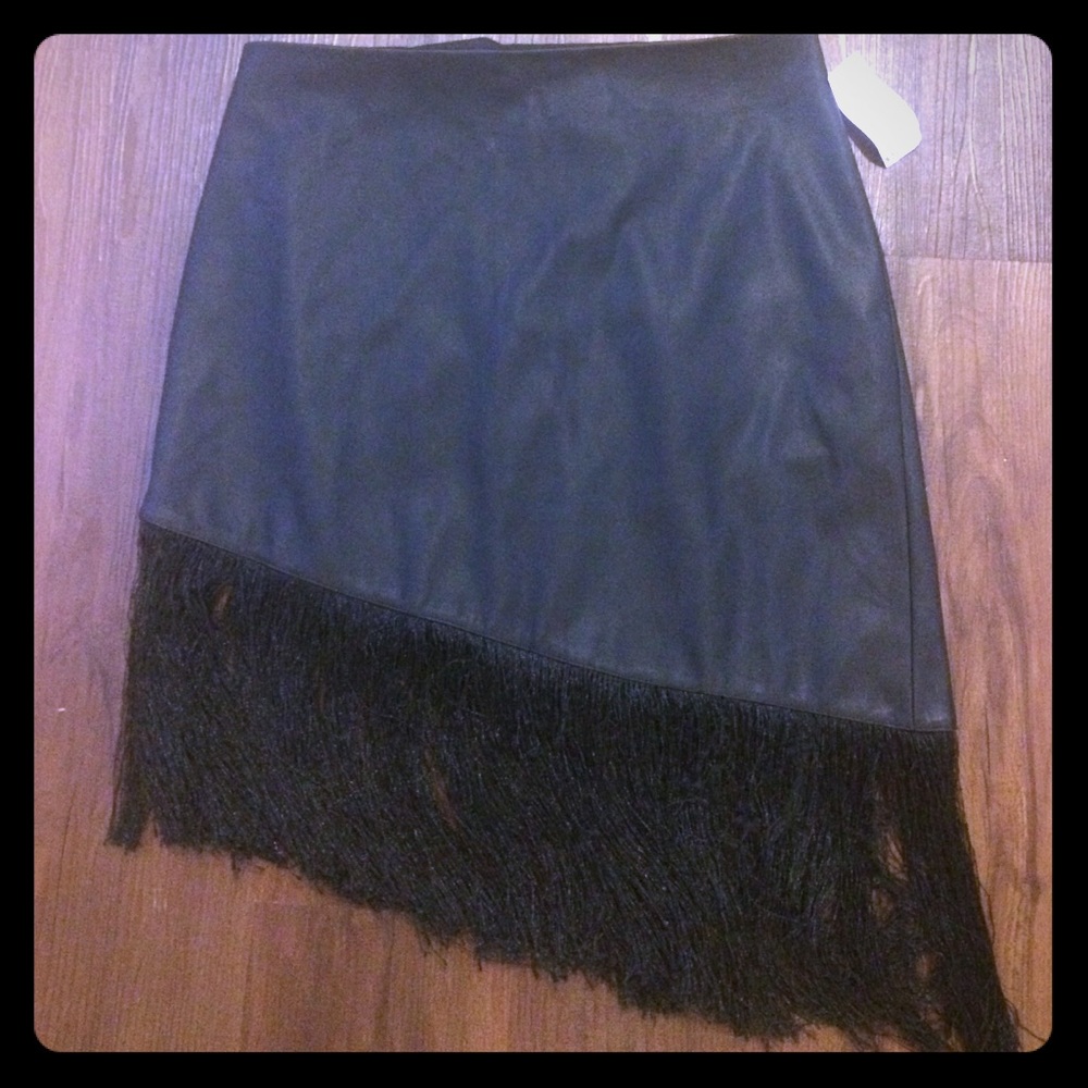 Express Asymmetric Skirt