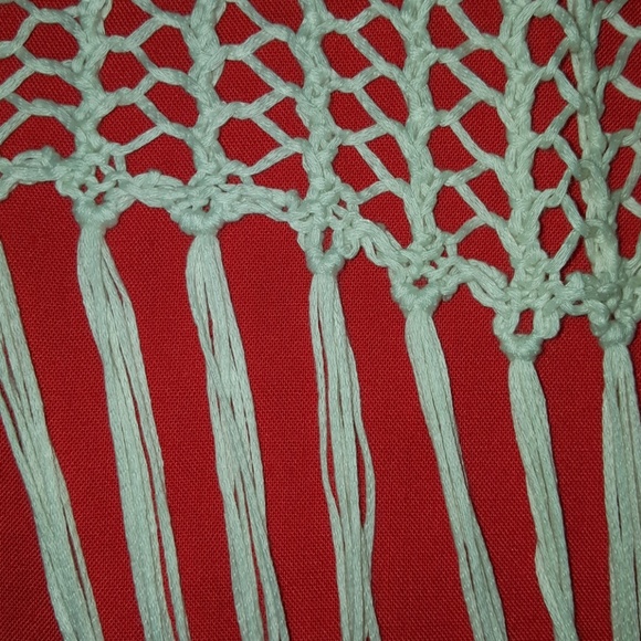 BCBGENERATION BOHO NATURAL KNIT FRINGE VEST O/S - Picture 4 of 6