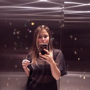 Meet your Posher, Vitoria