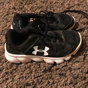 Girls or boys shoes size 1