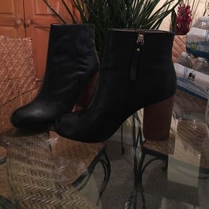 Ankle booties