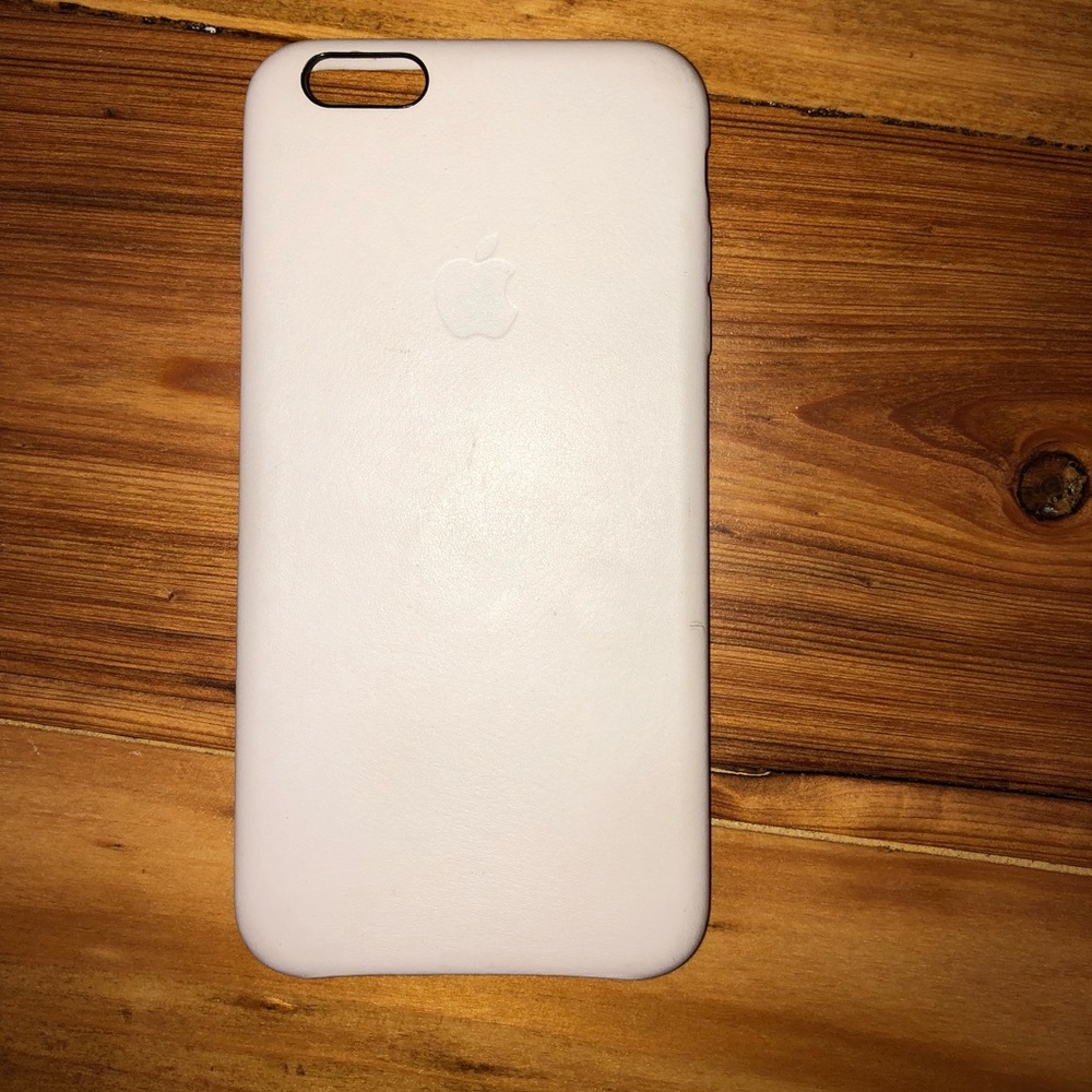 iPhone 6 Plus leather Apple case