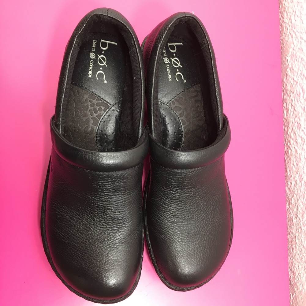 B.O.C. Born Concepts Leather Uppers Clogs