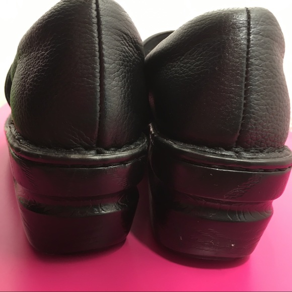 B.O.C. Born Concepts Leather Uppers Clogs - Picture 6 of 7