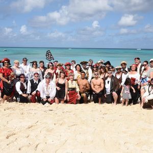 Meet your Posher, Joyce