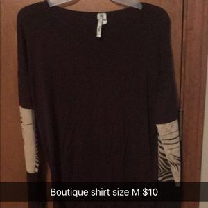 Boutique shirt size M
