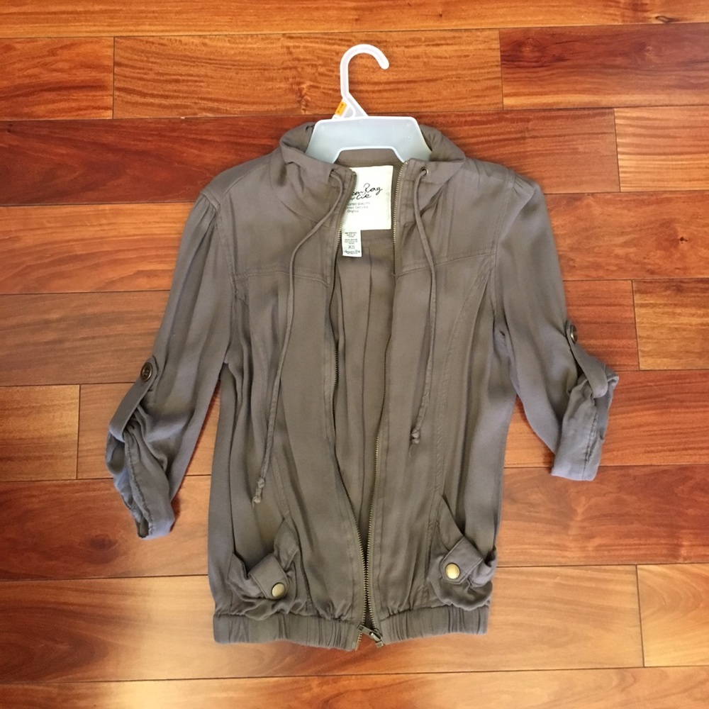 Grey American Rag zip up!