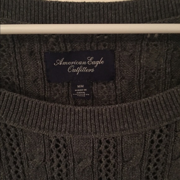 🛑NFS American Eagle EUC Gray Cable-knit Sweater - Picture 3 of 7