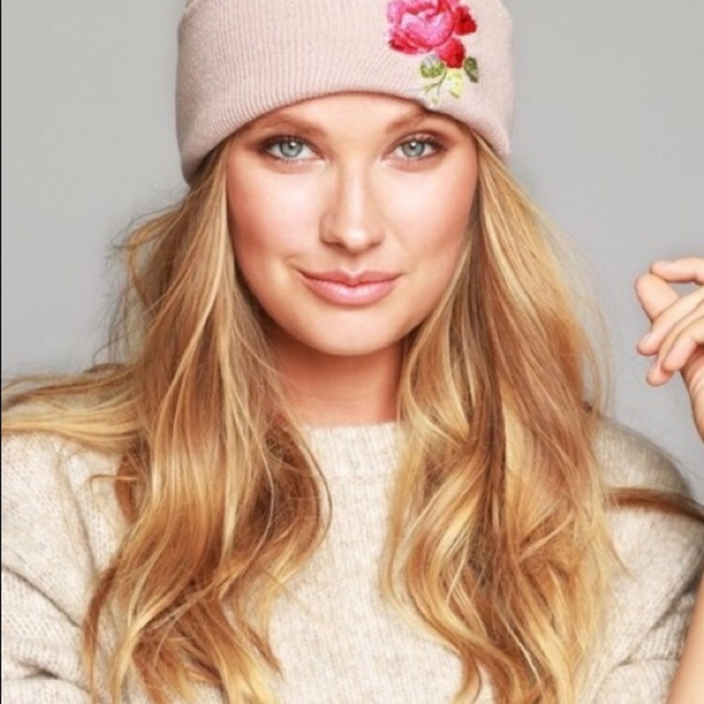 Pink blush rose beanies.