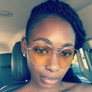 Meet your Posher, Tiffany