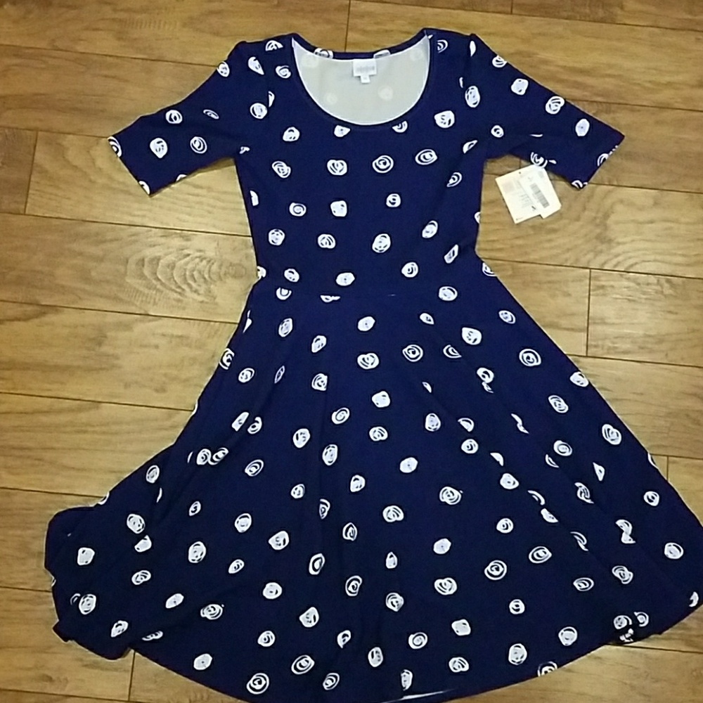 Lularoe nicole dress