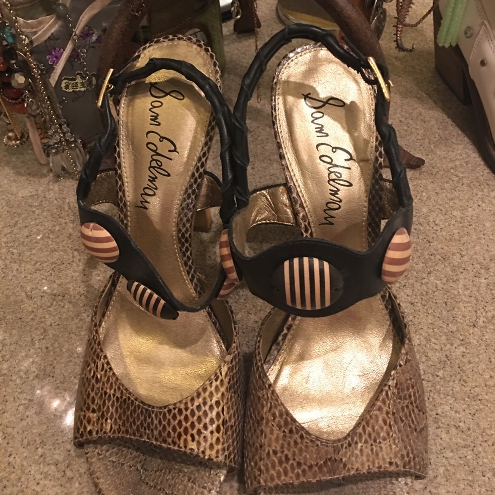 Shoes ! Gorgeous never been outside strappy  heals