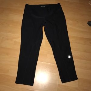 Black workout Capris
