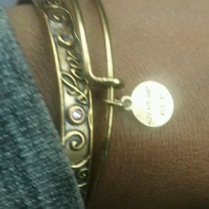 Meet your Posher, Dequetta