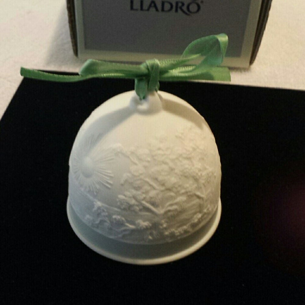 Lladro "Summer Bell"