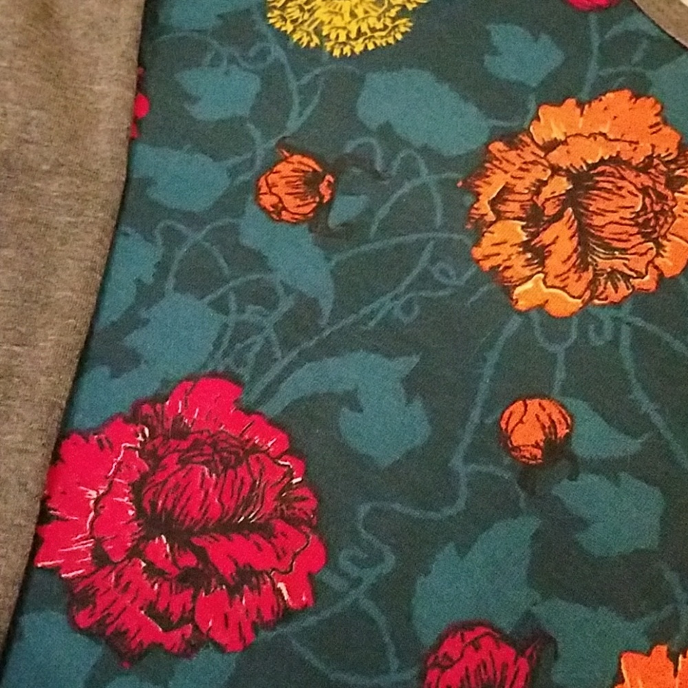 Lularoe Randy shirt - Picture 3 of 4