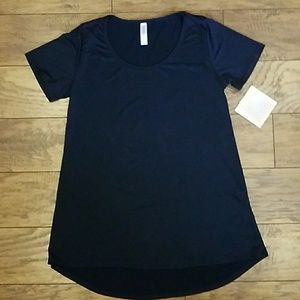 Lularoe classic tee