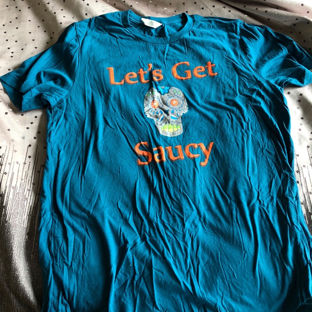Teal candy skull t