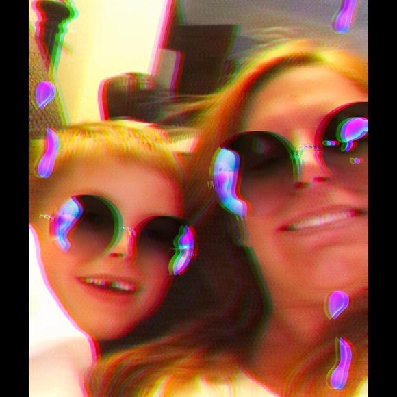 Meet your Posher, Stacey - Picture 5 of 7