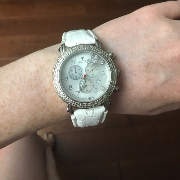 Gorgeous women’s watch! - Picture 5 of 5