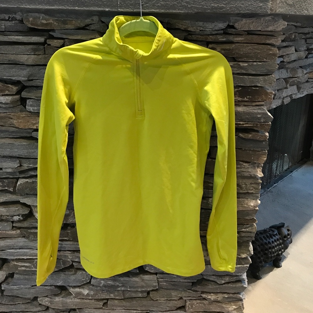 Nike Therma-Fit Top