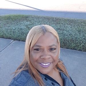 Meet your Posher, Loretta