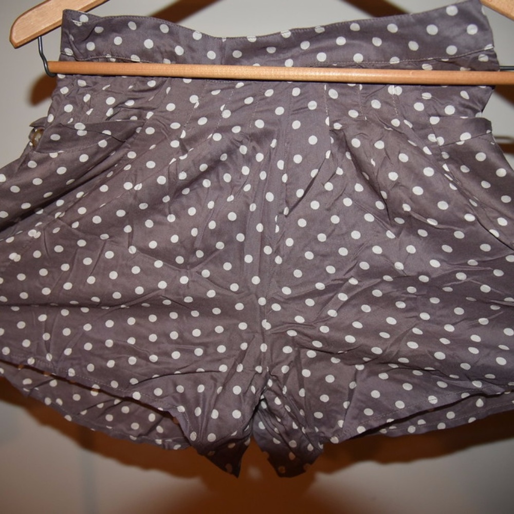 Free People loose polkadot shorts gray/brown XS