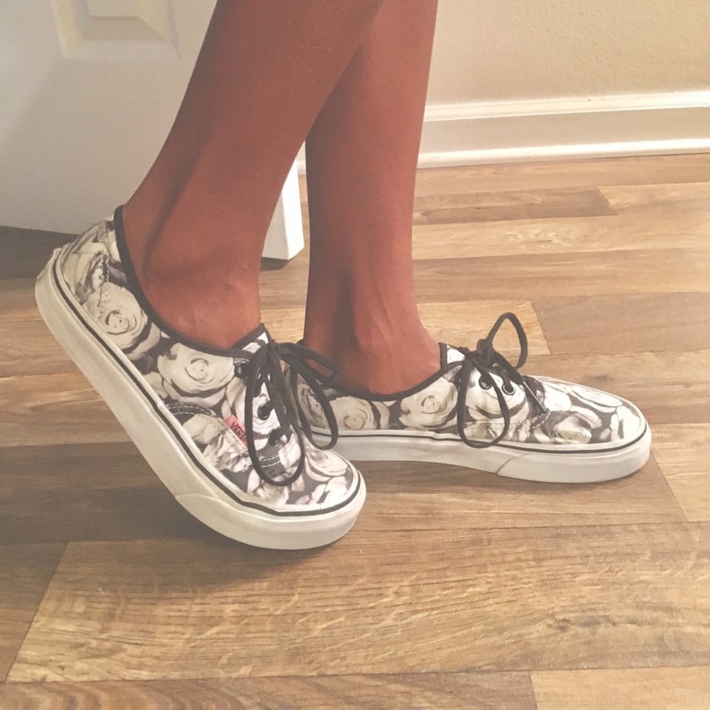 Flower Vans 🌺