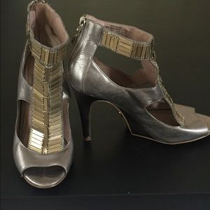 Rachael Roy heels