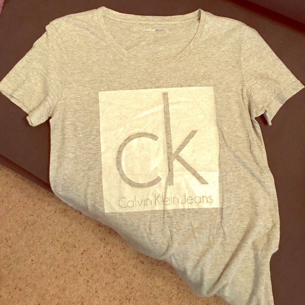Calvin Klein t-shirt