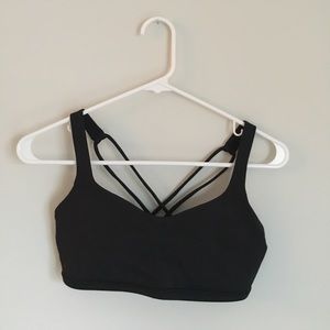 Lululemon Free To Be Bra