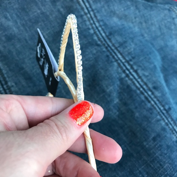 Cat Ear Headband ๐ฑ - Picture 5 of 5