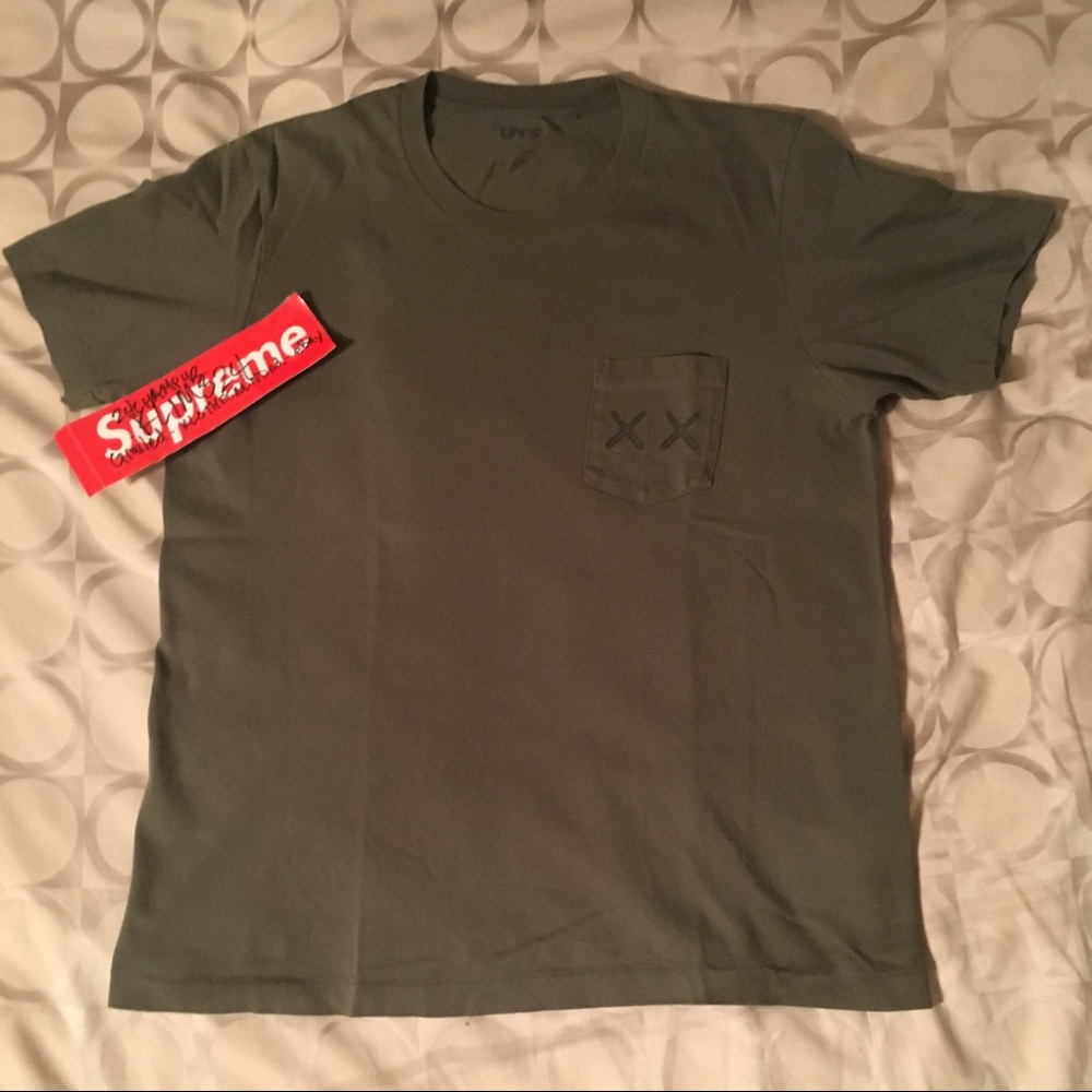 Kaws Uniqlo Olive Pocket Tee Shirt Large L Rare