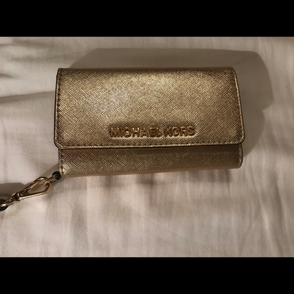 MK wristlet