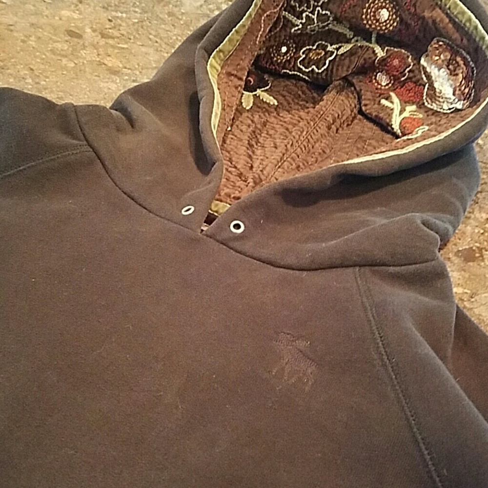 RARE Ezra Fitch Hoodie 💖 - Picture 2 of 5