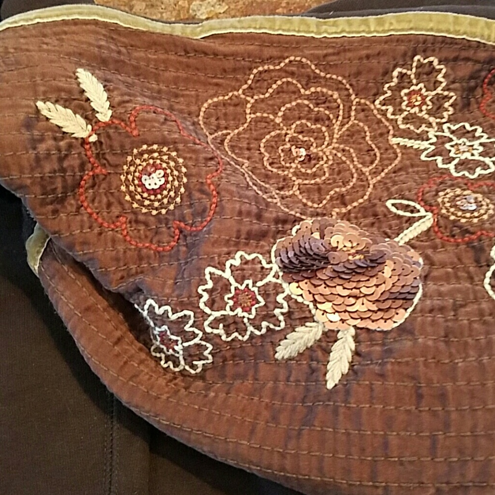 RARE Ezra Fitch Hoodie 💖 - Picture 4 of 5