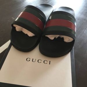 Gucci flops