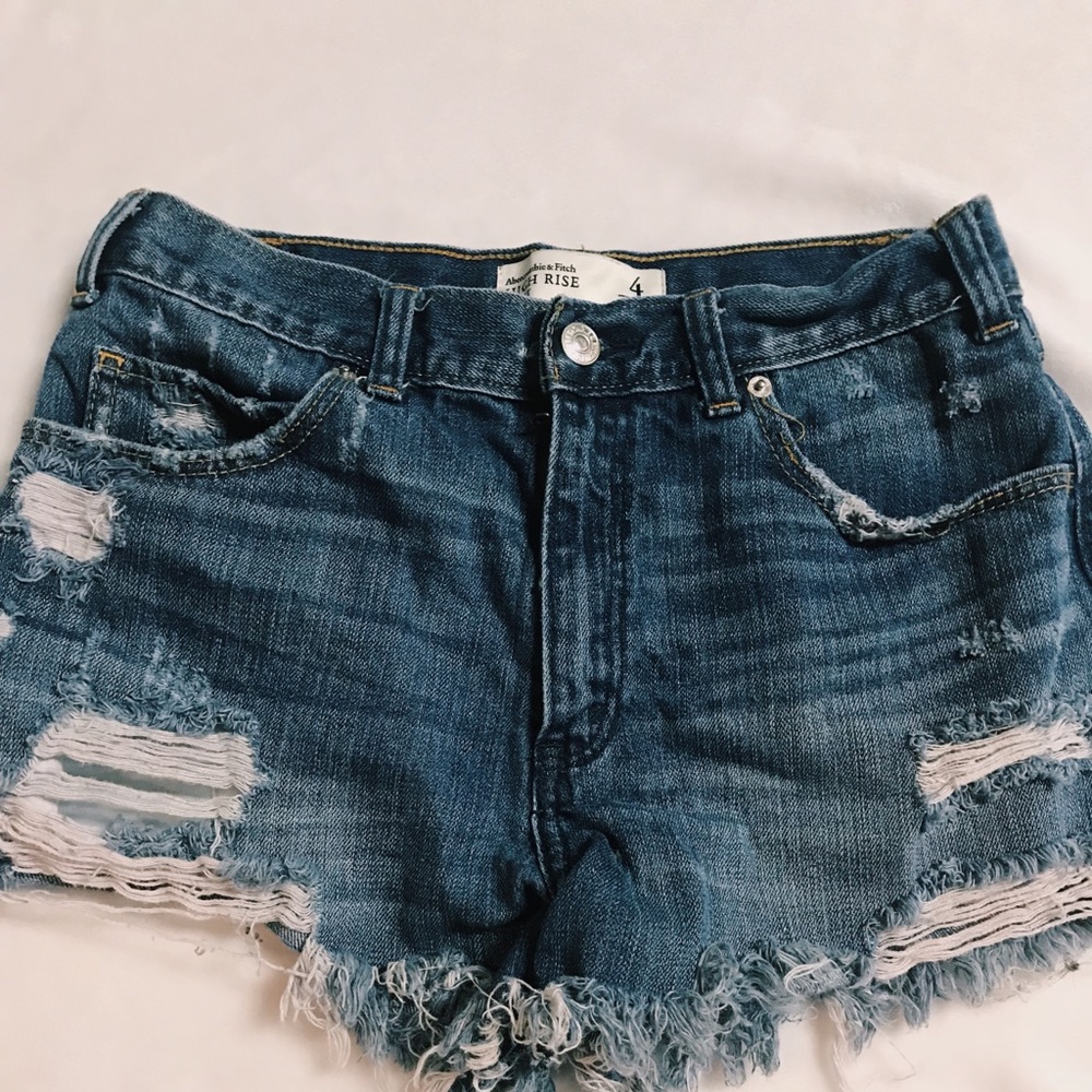 Abercrombie & Fitch High Rise Short